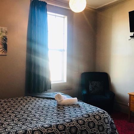 Otautau Hotel エクステリア 写真
